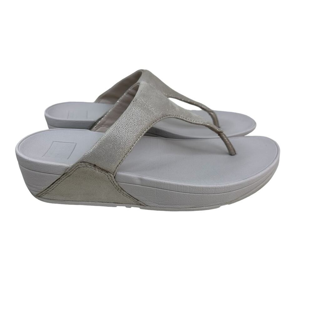 FITFLOP SHIMMY Suede Toe-Post Metallic Silver Sandals Women’s Size 8